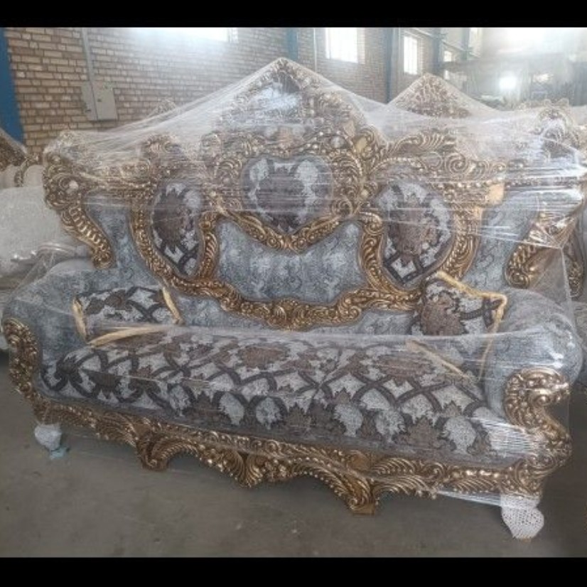مبل سلطنتی نه نفره همراه میز عسلی و جلو مبلی