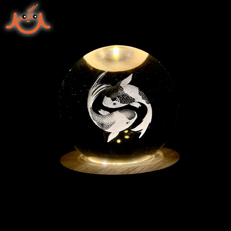 گوی کریستالی چراغدار ماهی قطر 6 سانتی متر