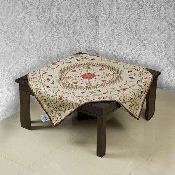 رومیزی شمسه نگار کد Tr-R536