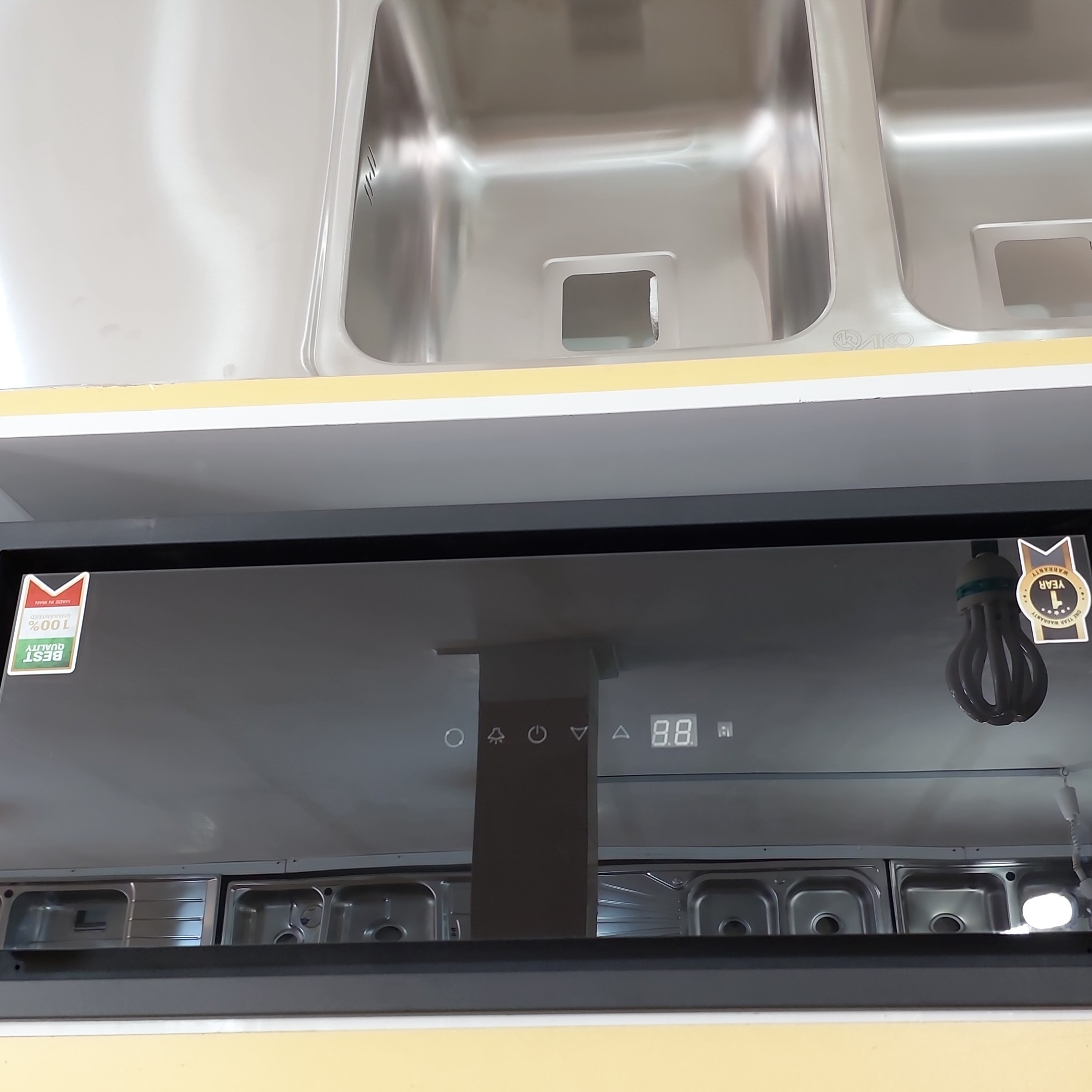 هود مخفی توربو فلزی کنترول دار لمسی سایز 80 (پس کرایه)