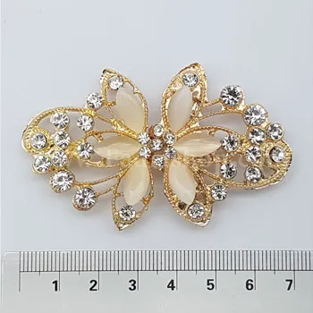 گل سینه جفتی طلایی