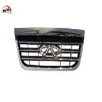 جلو پنجره ام وی امX33