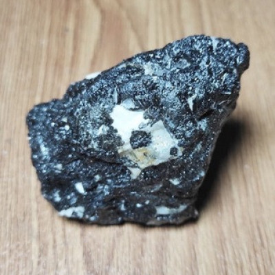 سنگ راف مدل تورمالین کد T07345