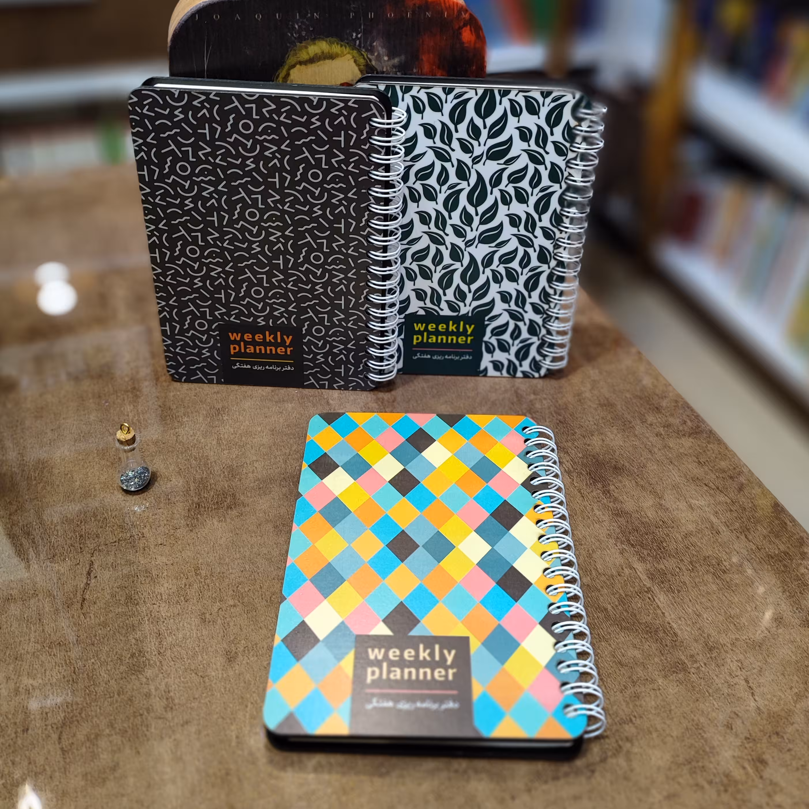 دفتر یادداشت  80 برگ Weekly  Planner  جلد  چوبی