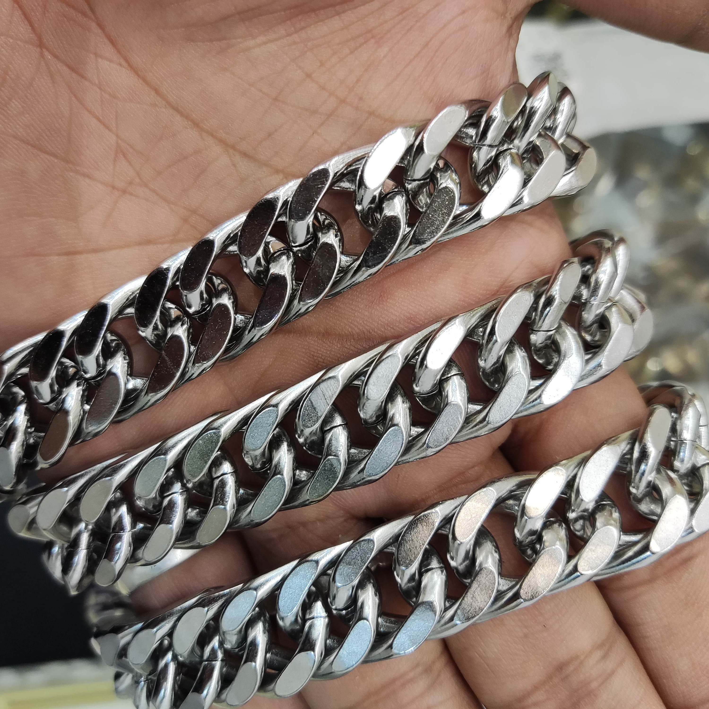 ست دستبند و زنجیر کارتیر 17میل استیل 