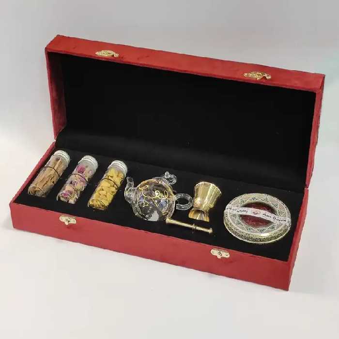 جعبه کادویی زعفران - 4 گرم زعفران سوپر نگین -کد 1125 - آنا قاین