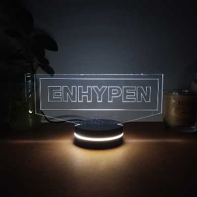 چراغ خواب مدل گروه انهایپن