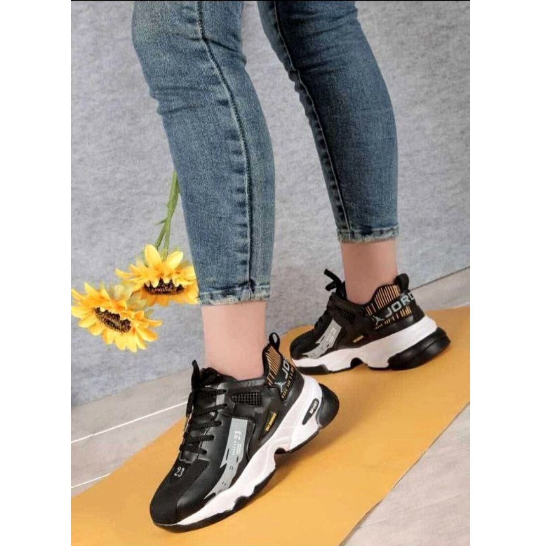 حراااج کفش اسپرت دخترانه مدل جردن 23 