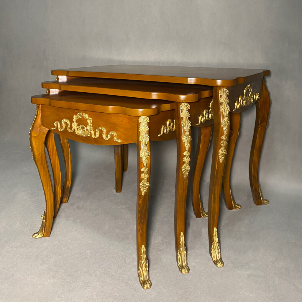 گل میز قهوه ای سه تکه