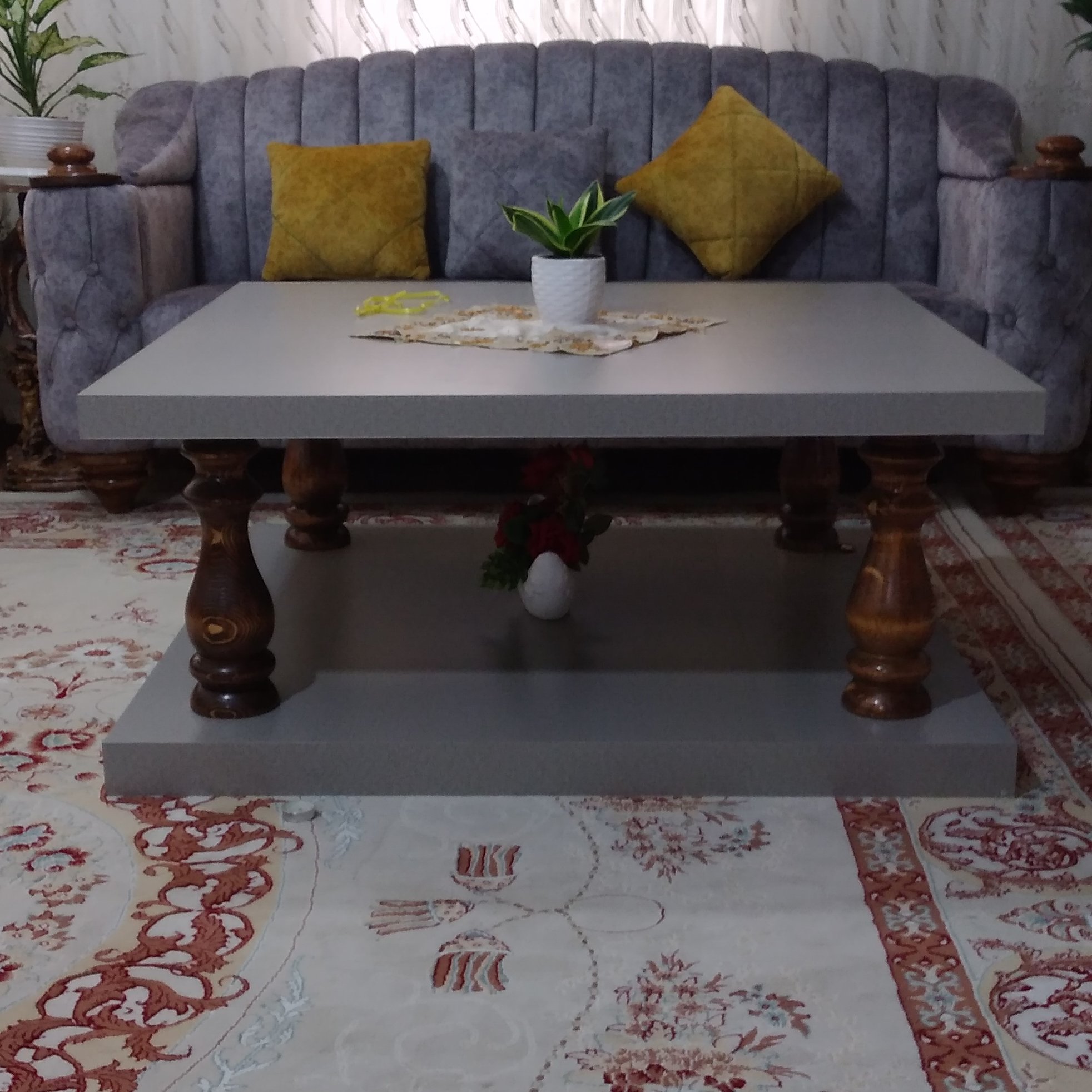 میز وسط