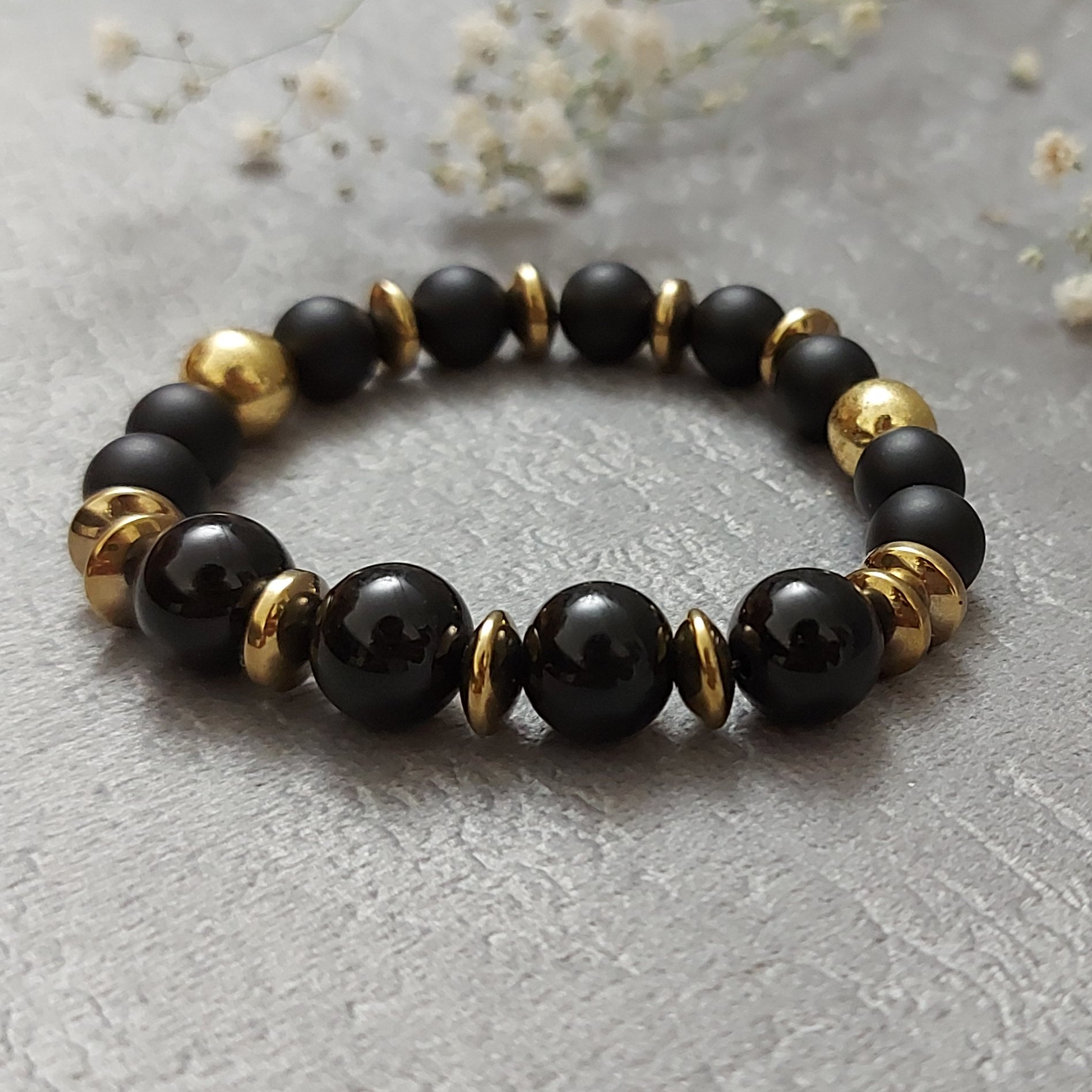 دستبند  سنگ اونیکس براق و مات و حدید