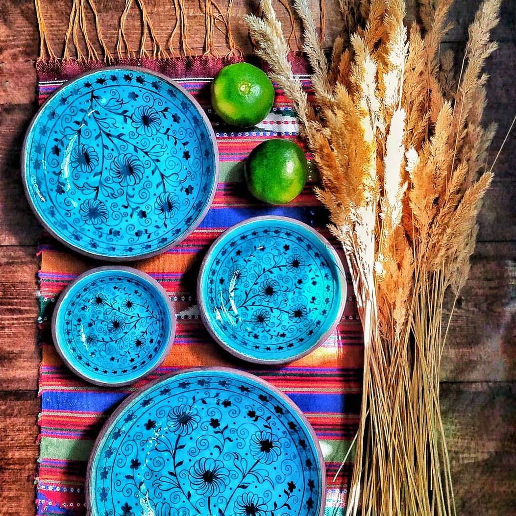 بشقاب سرامیکی لاجوردی