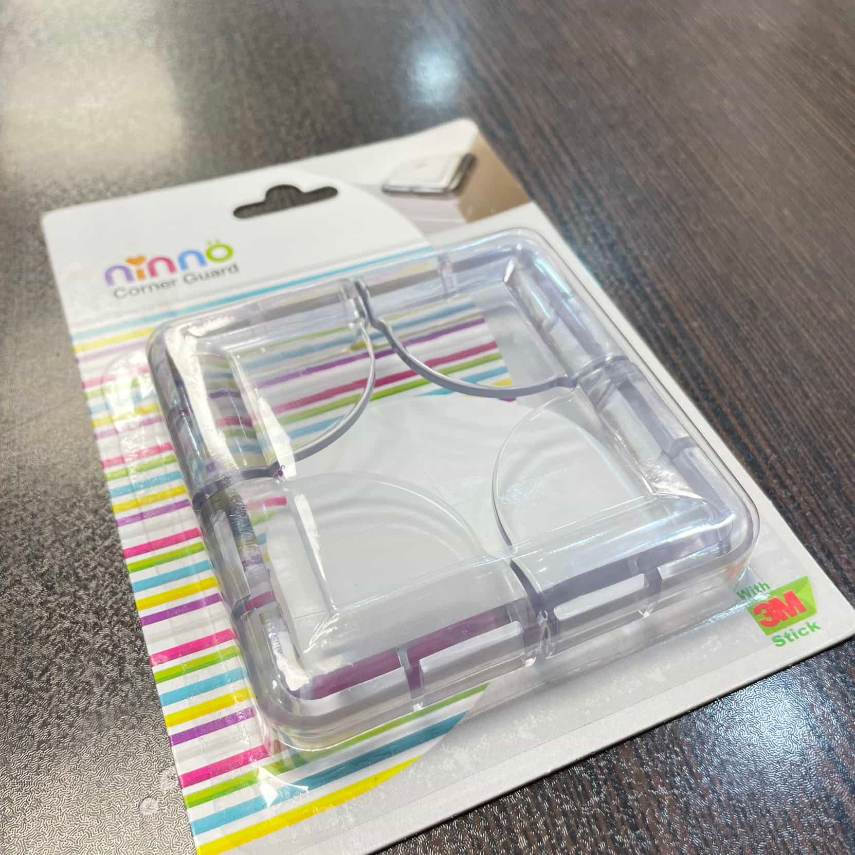محافظ گوشه میز شفاف نینو ninno
