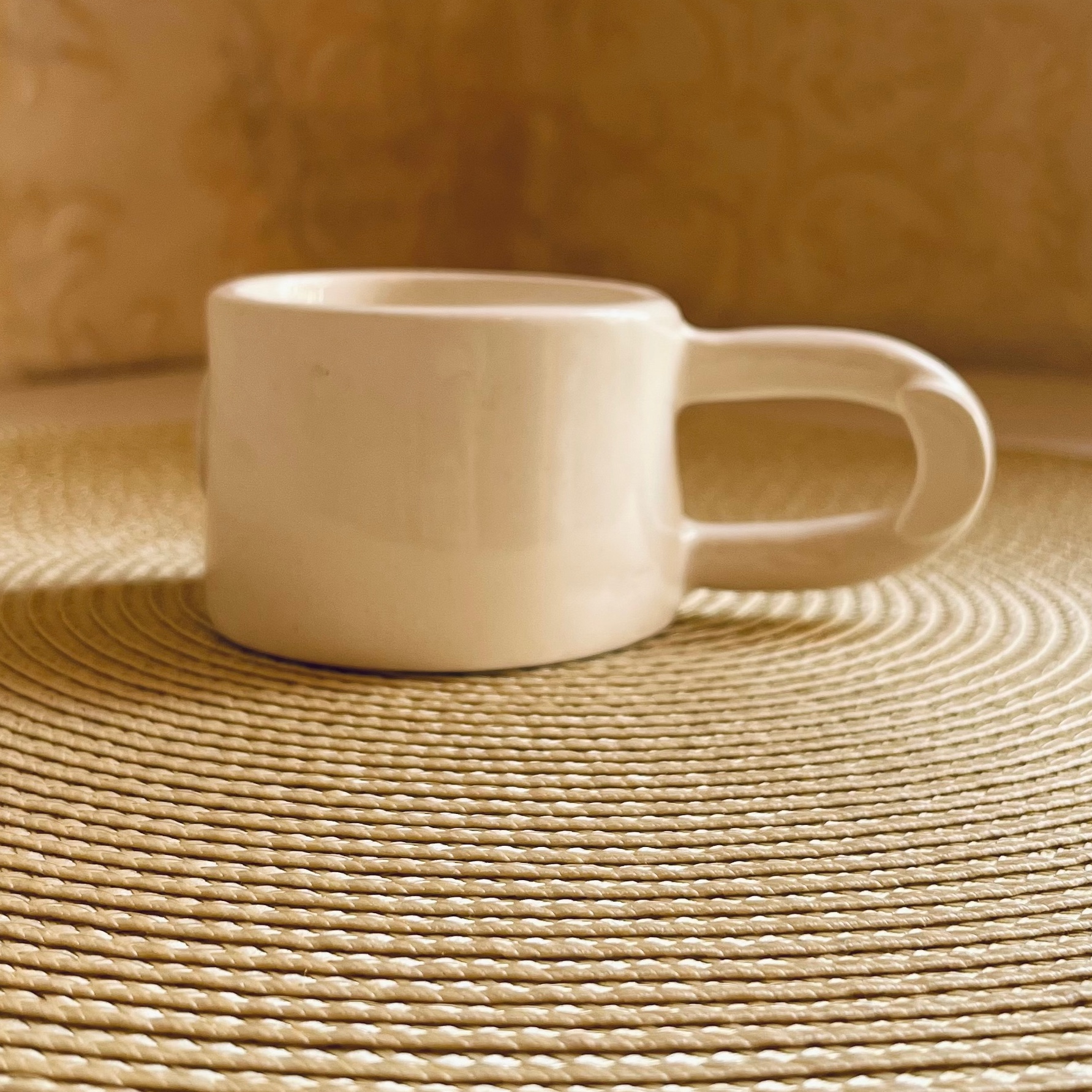 لیوان سرامیکی ماه 