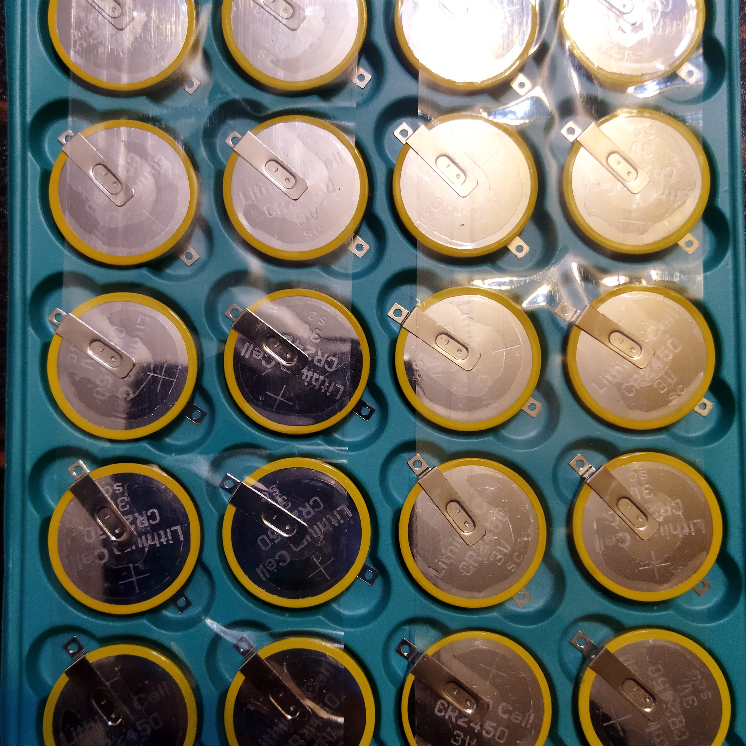 باتری سکه ای 2450  اورجینال پایه دار ( هزینه ارسال از نوع پس کرایه)