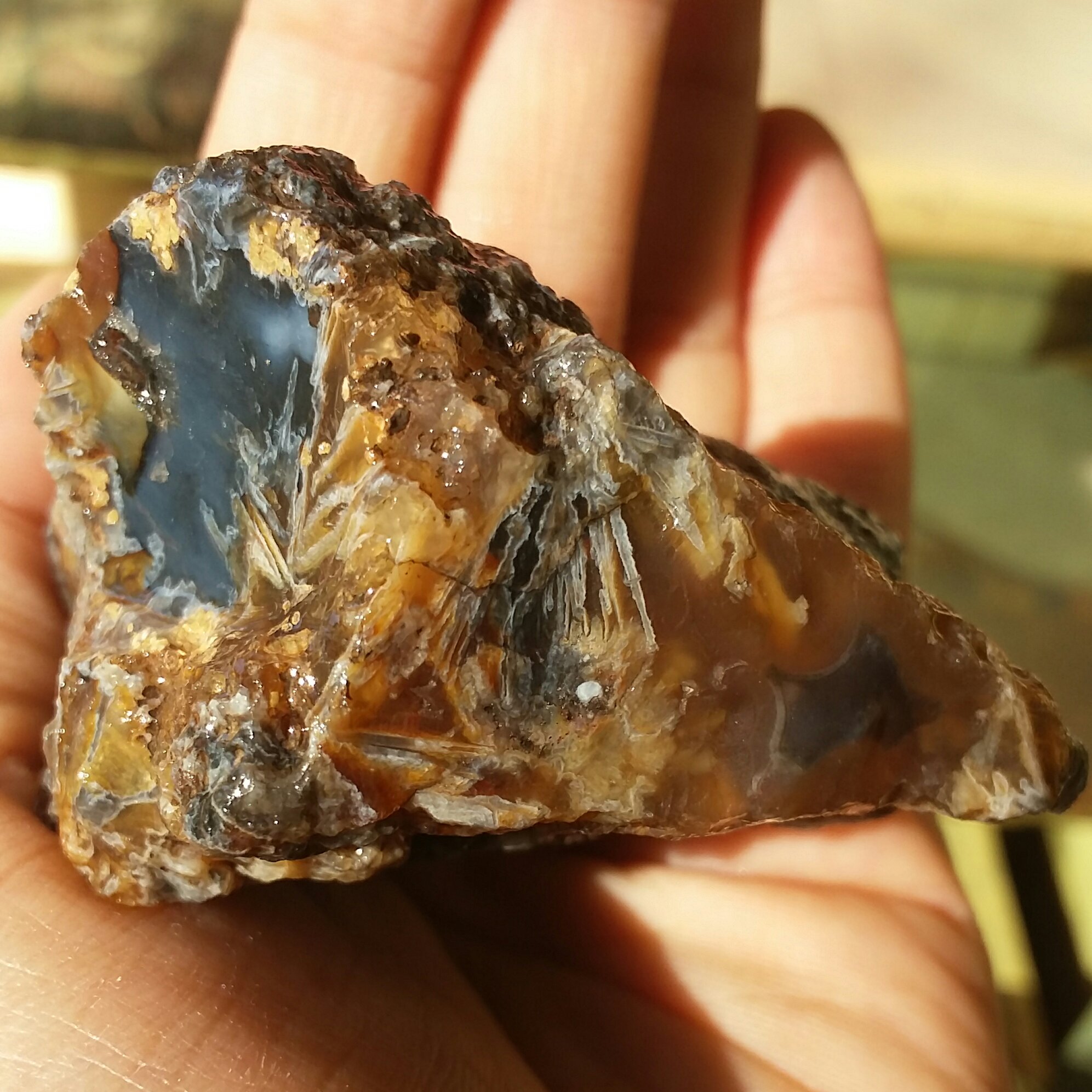 سنگ راف عقیق رتایل دار  بی نظیییر خاااص 100 در 100 طبیعی محشر