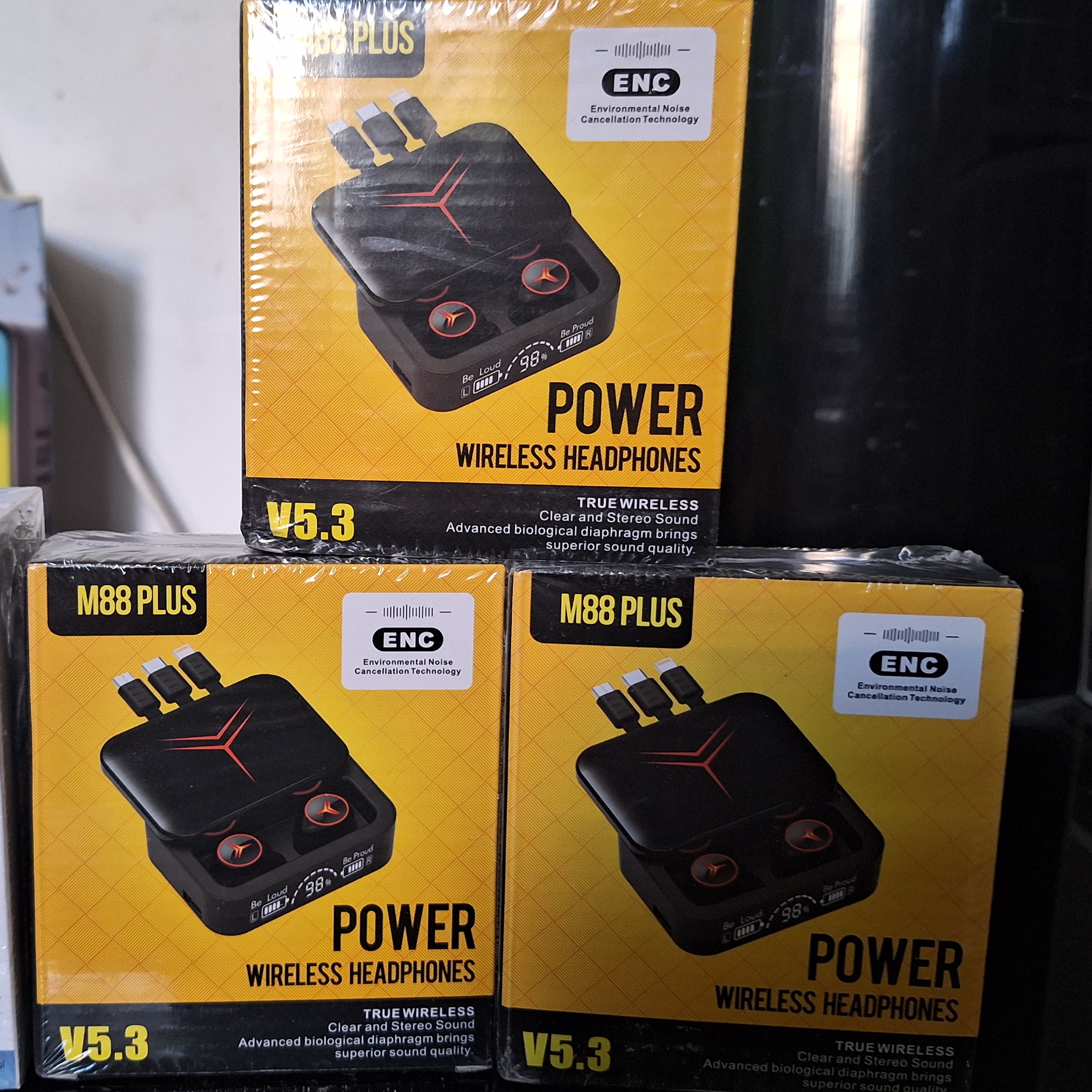ایرپاد m88plus پاوربانک دار با باتری قوی و دارای نویز کنسلینگ