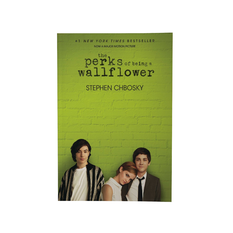 کتاب the perks of being a wallflower اثر Stephen Chbosky نشر  Penguin Books