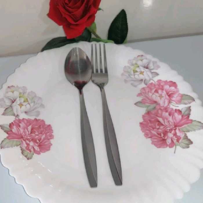 قاشق چنگال طرح ماینز