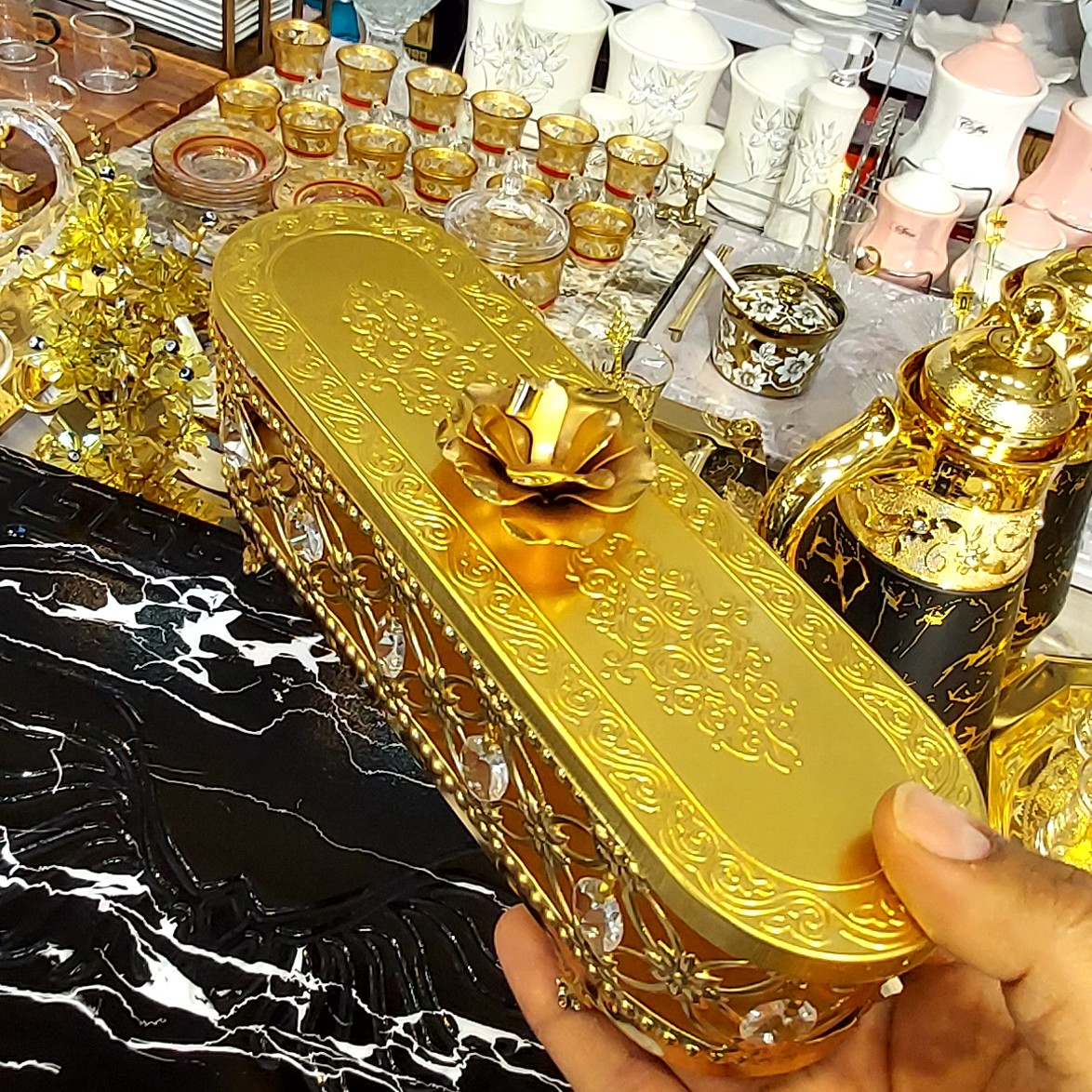جا قاشق - جا قاشقی طلایی