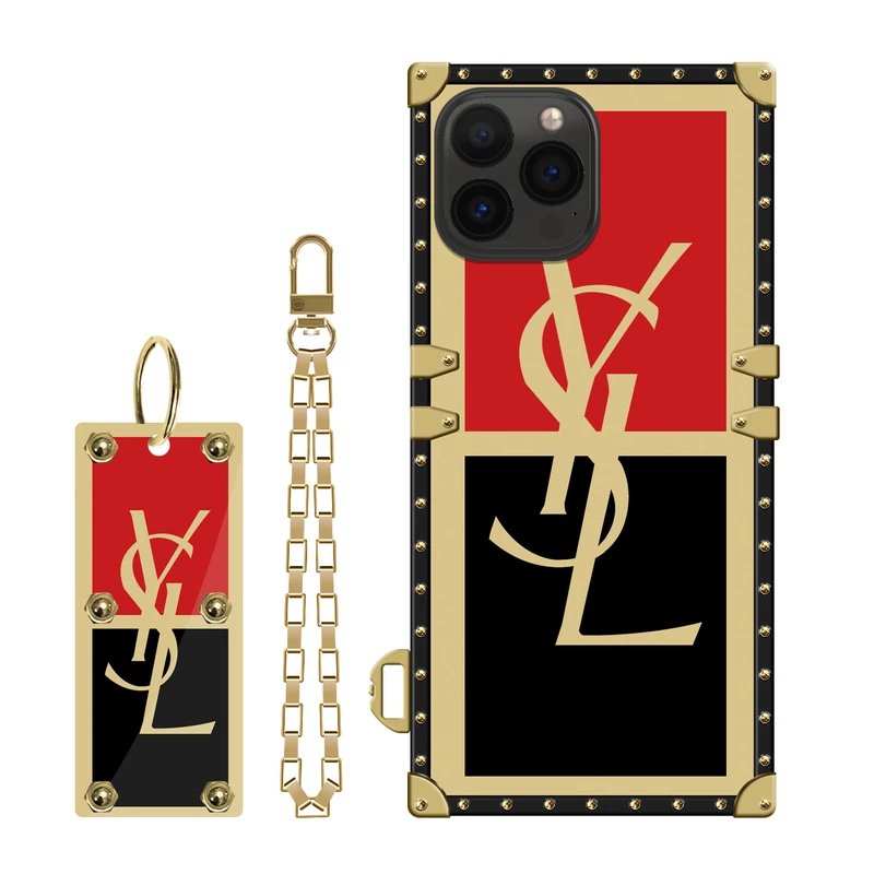 قاب صندوقی لاکچری با پلاک آویز مناسب برای گوشی موبایل iPhone 13 Pro Max به همراه آویز (در حد نو) کد 203 / طرح YSL