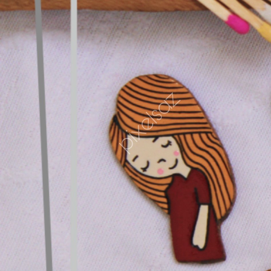 پیکسل ، مگنت ، استیکر  طرح دختر مو نارنجی پیکسل ساز/جنس چوبی و نقاشی شده و ضدآب