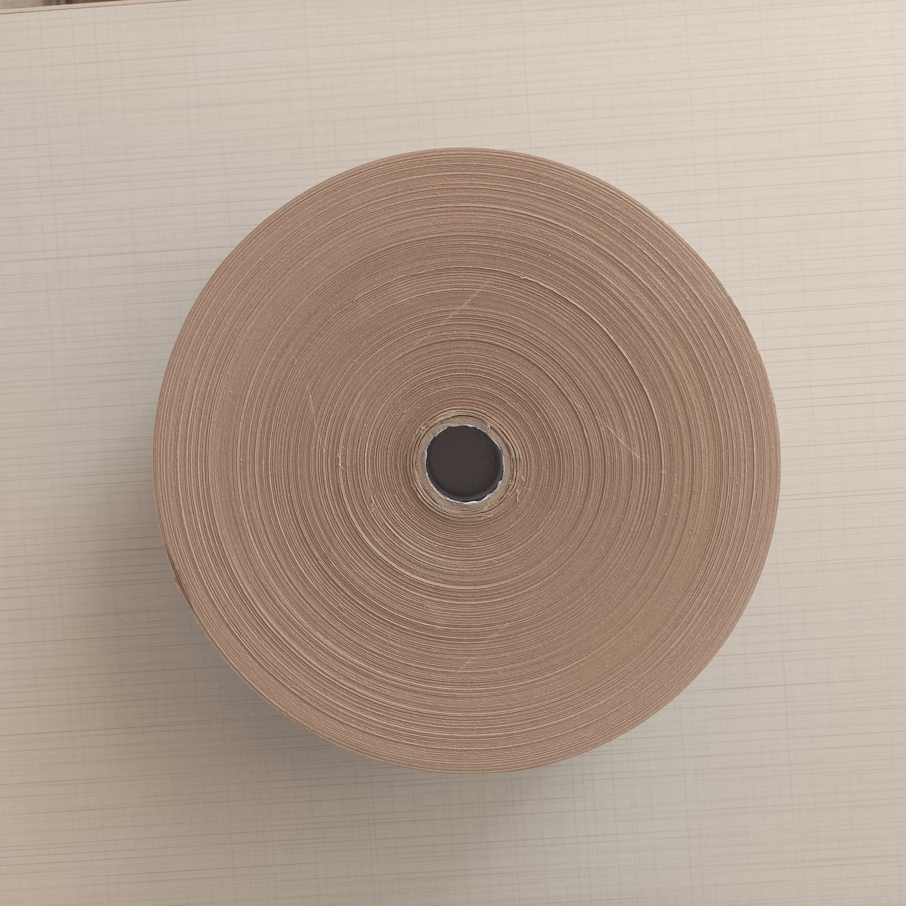 چسب کاغذی(آب چسب) 6سانت ایران چسب وزن 1600گرم