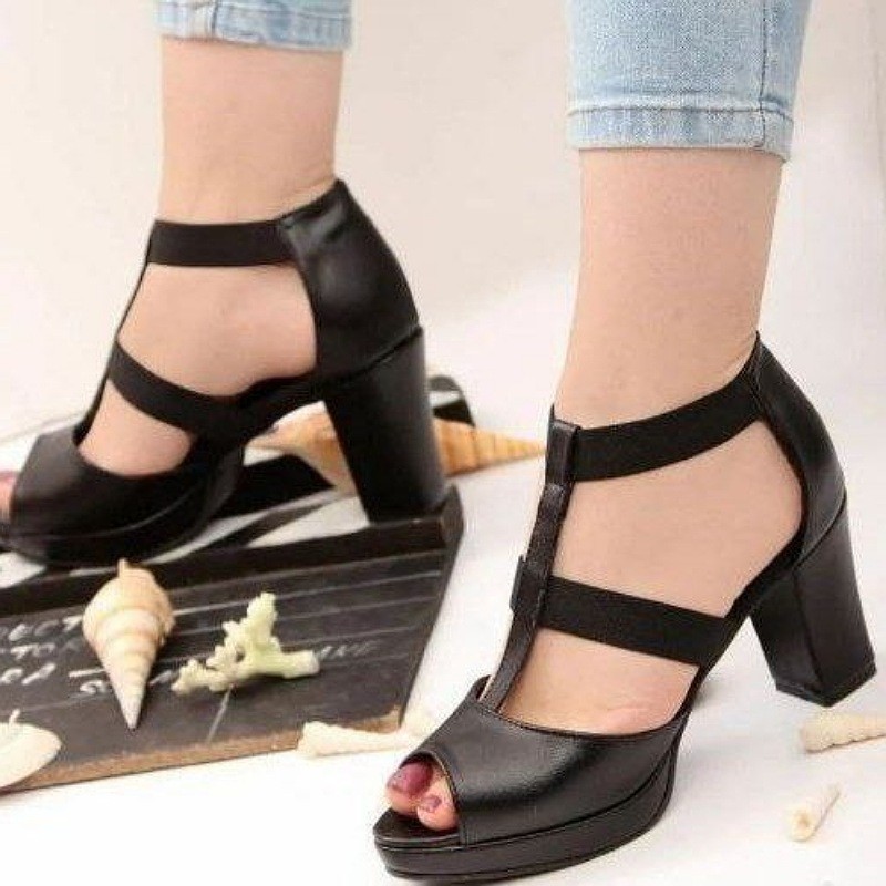 کفش پاشنه دار مجلسی زنانه 