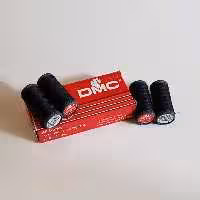 قرقره نخ خیاطی دمسه مشکی (DMC)