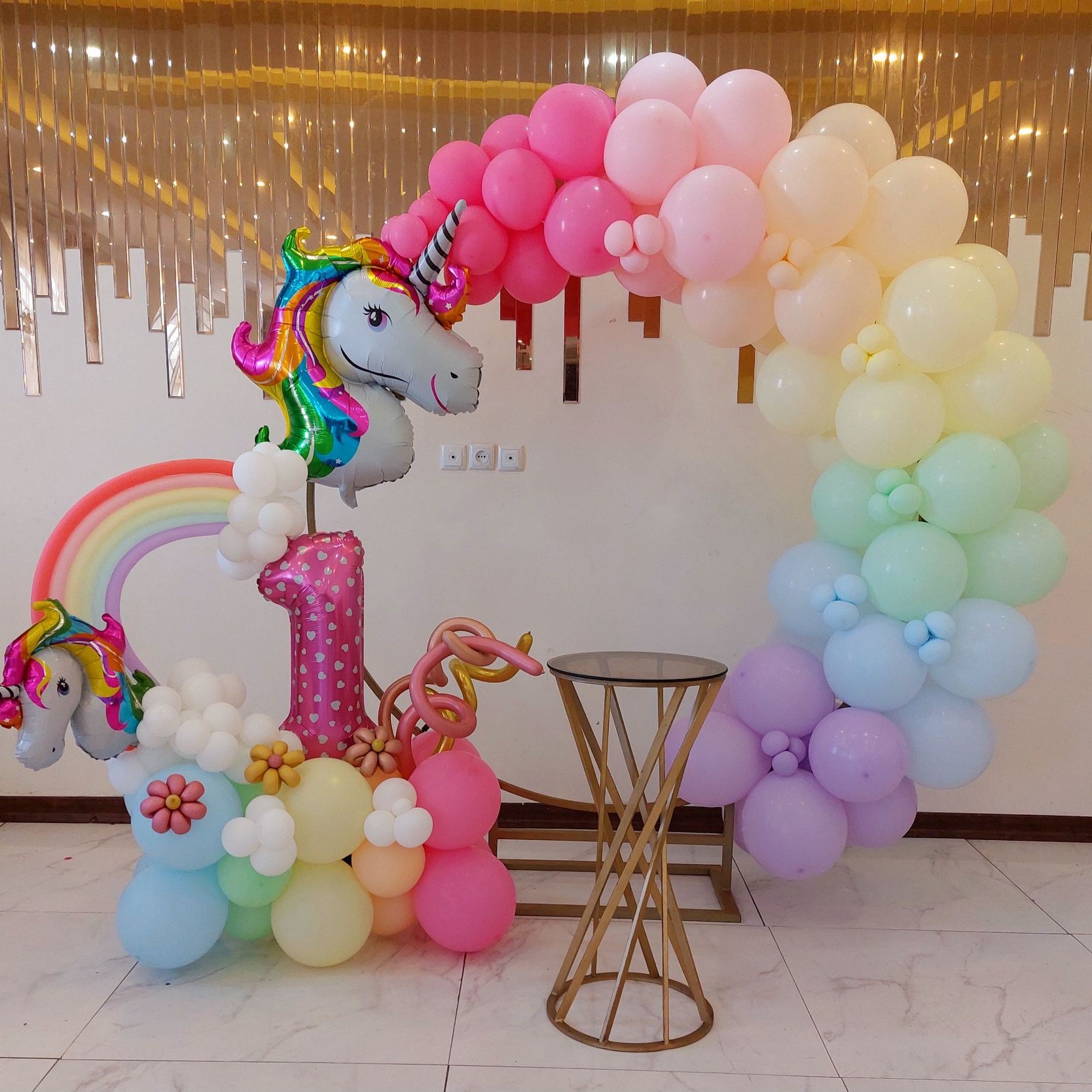 بادکنک آرایی در اصفهان 