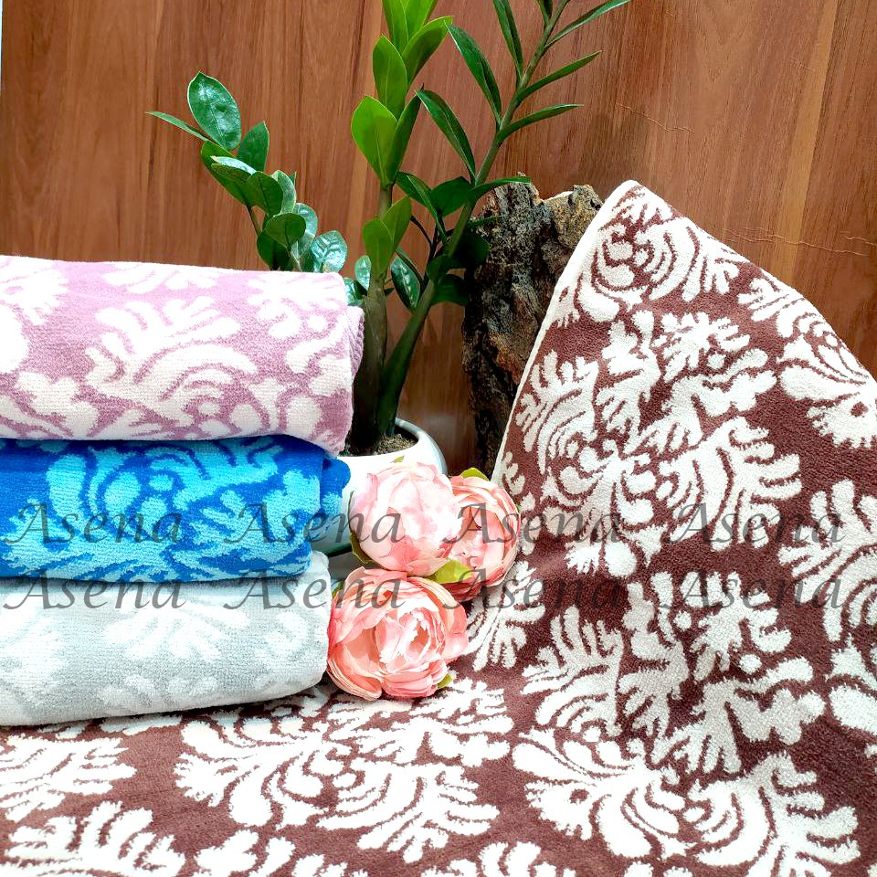 حوله دستی طرح برگ ماندگار جنس یک رونخ و یک رو مخمل رنگ بندی عالی وزیبا