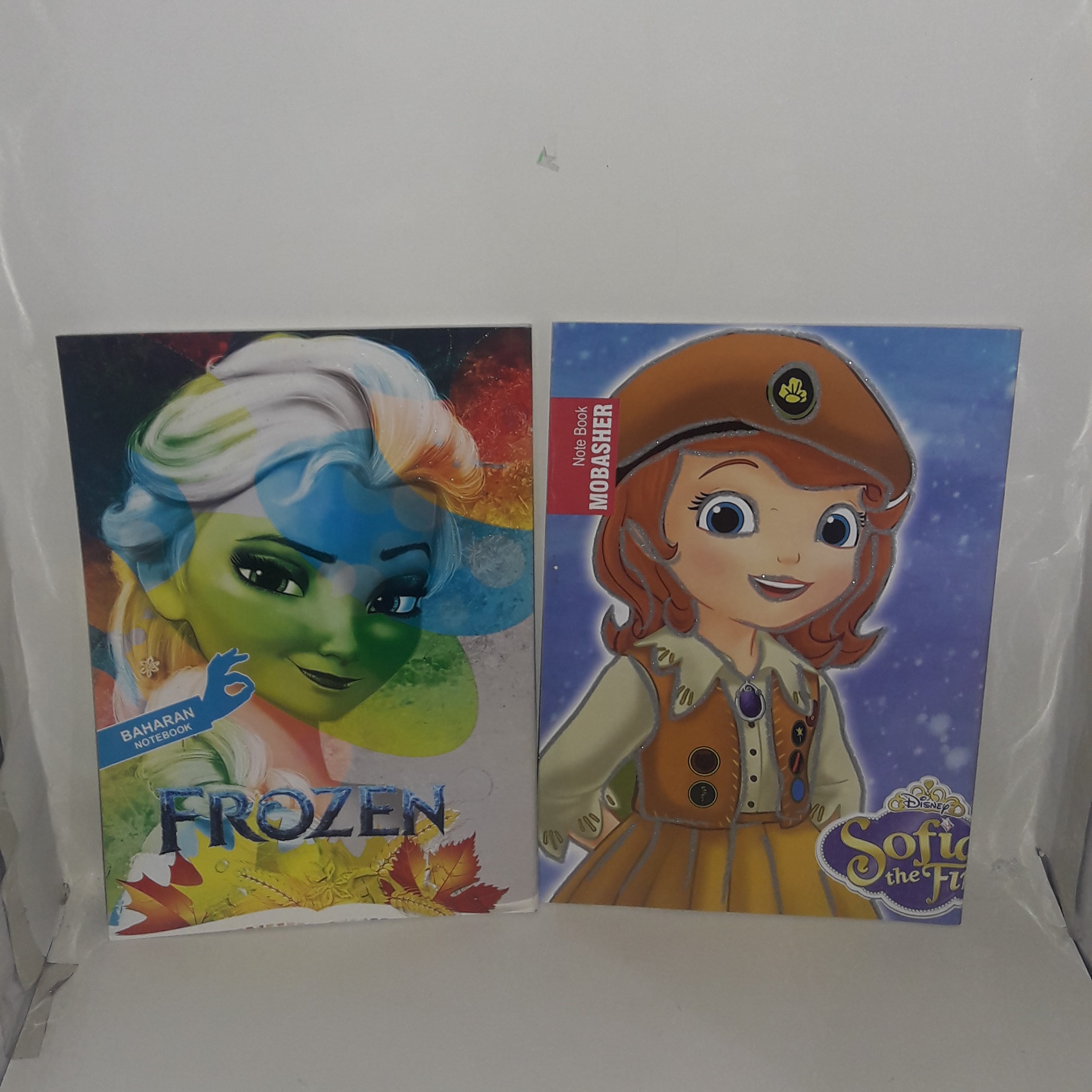 دفتر 50 برگ نقاشی ته چسب طرح فانتزی و فوتبالی 