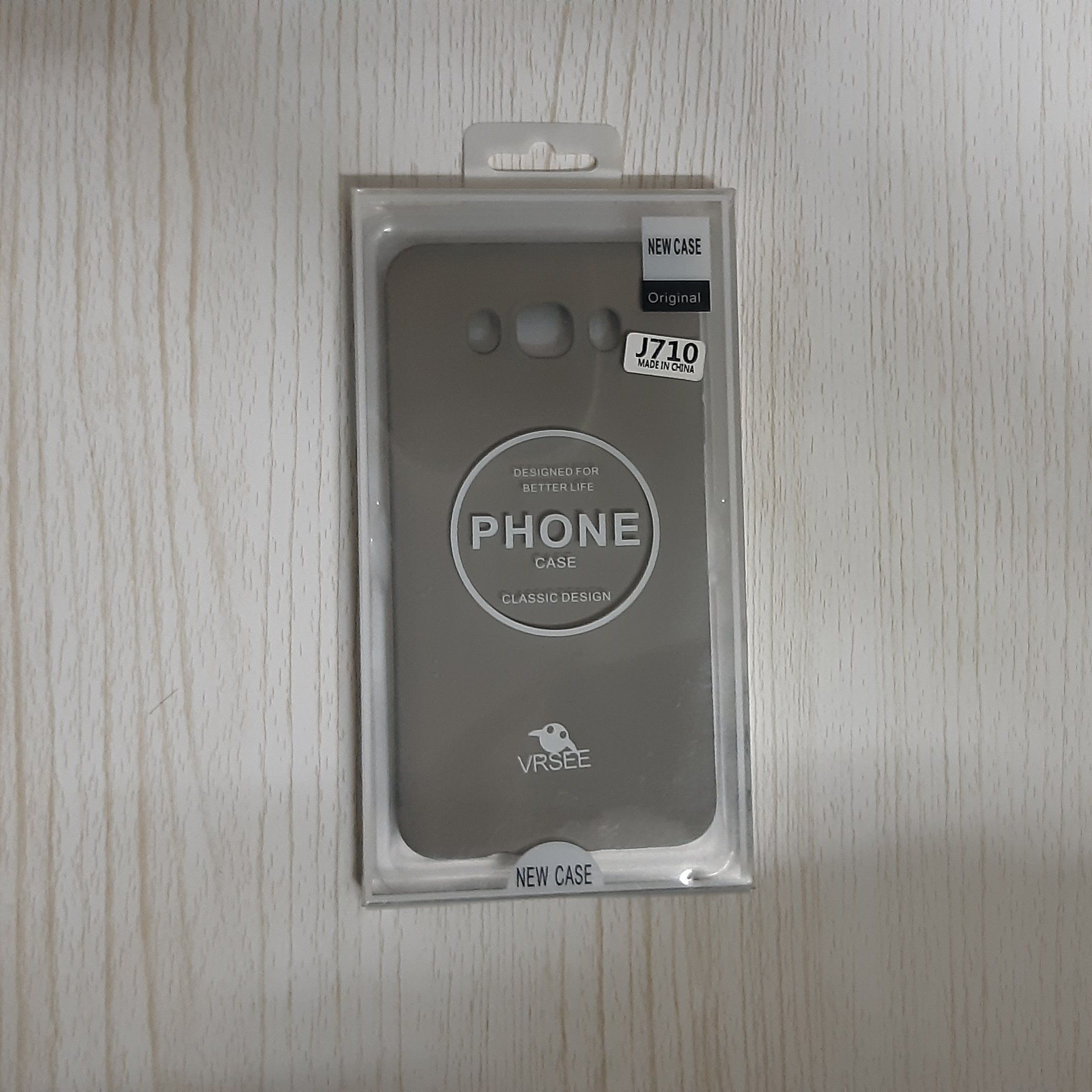 قاب سیلیکونی سامسونگ مدل j7 2016 مخصوص محافظت از گوشی هایی که پشت قاب آنها حساس و قابل خش هستند