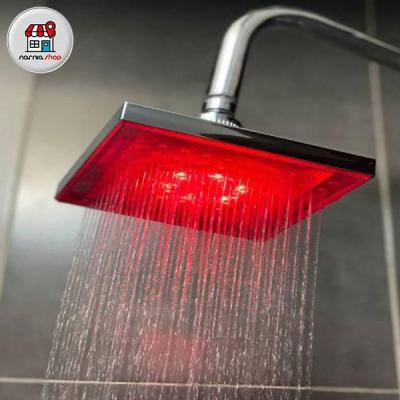 سردوش LED دار