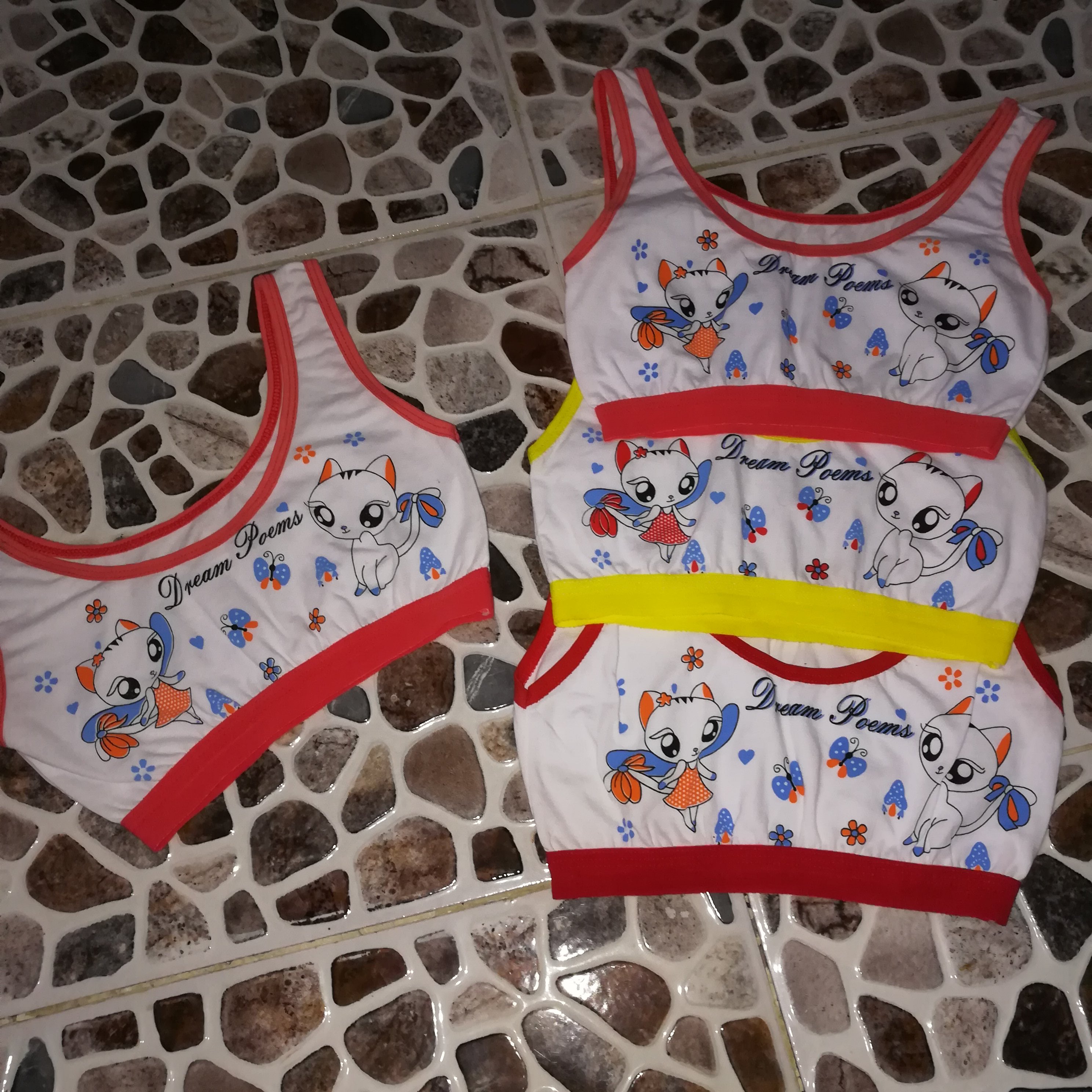 نیم تنه دخترانه اسپورت