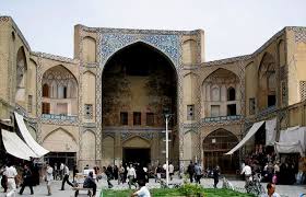 تحقیق بررسی سبك معماري سراي گلشن و تيمچه پوستي