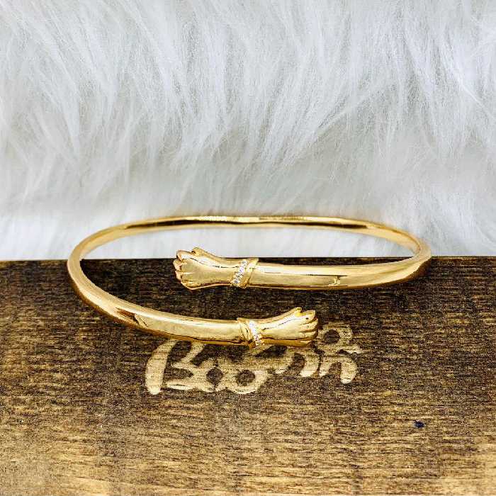 دستبند النگویی طرح آغوش