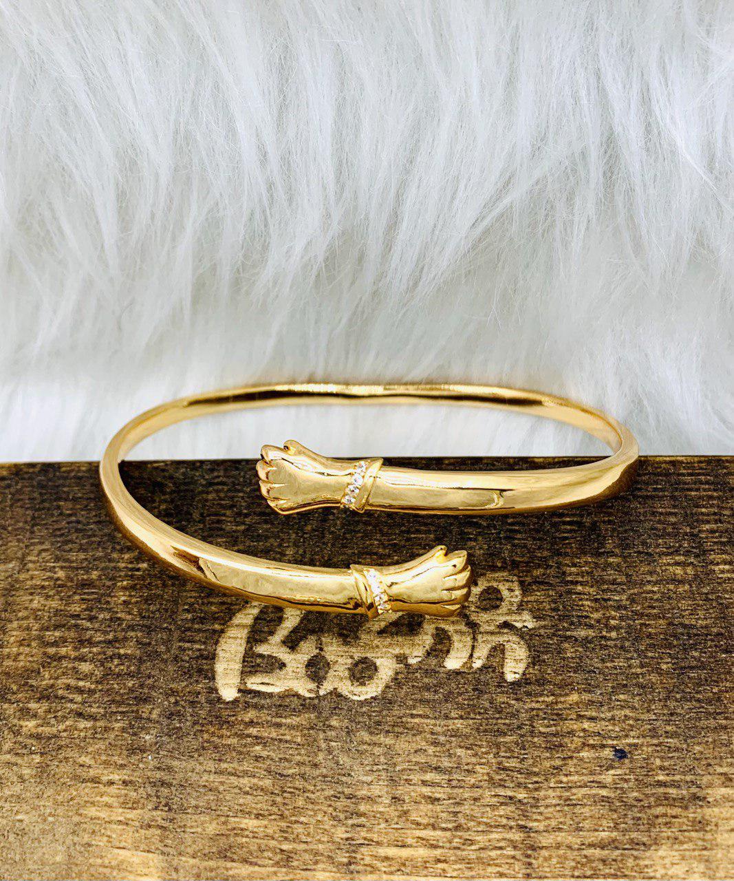 دستبند النگویی طرح آغوش