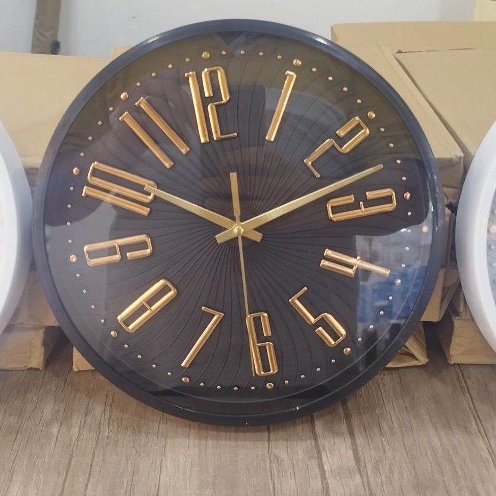 ساعت دیواری 