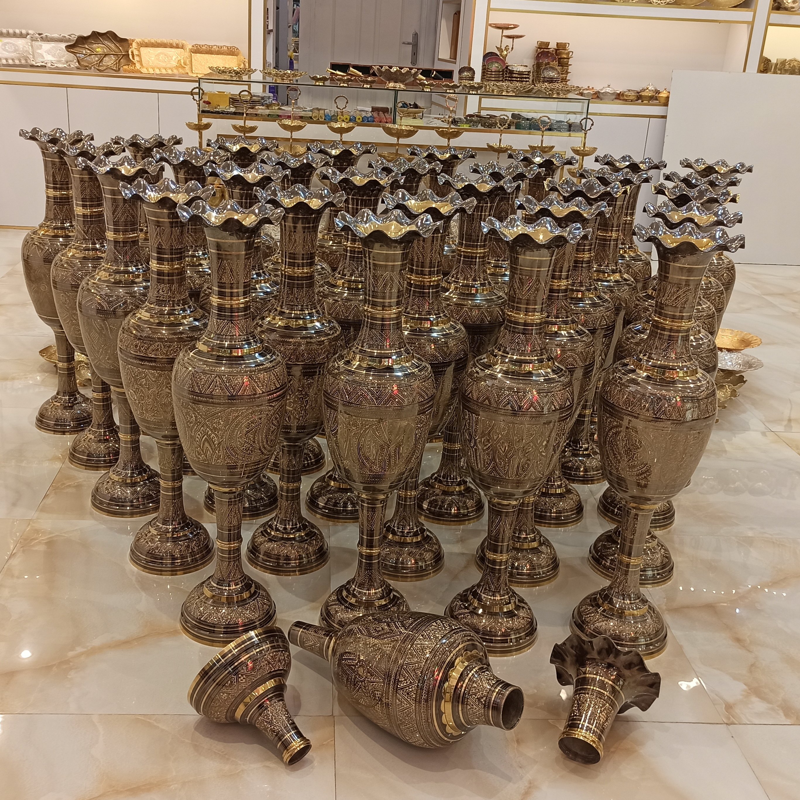 گلدان کشمیر تمام برنج 40 اینچ صنایع دستی پاکستان برنجی و برنزی