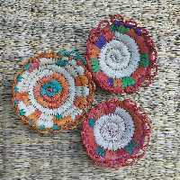 جای نخود و کشمش 