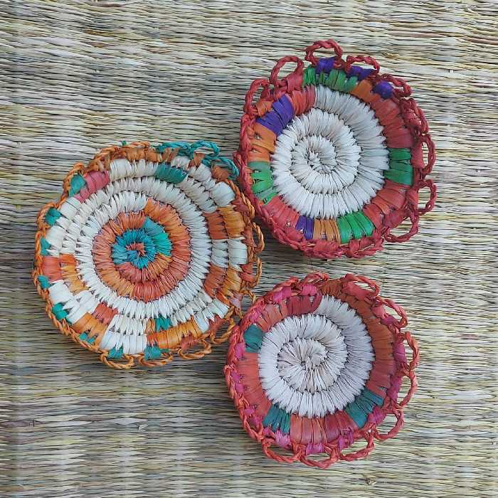 جای نخود و کشمش 