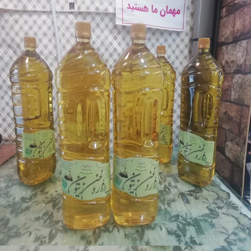 روغن زیتون کم بو طبیعی و اعلاء مناسب برای انواع پخت در اندازه های 2لیتر