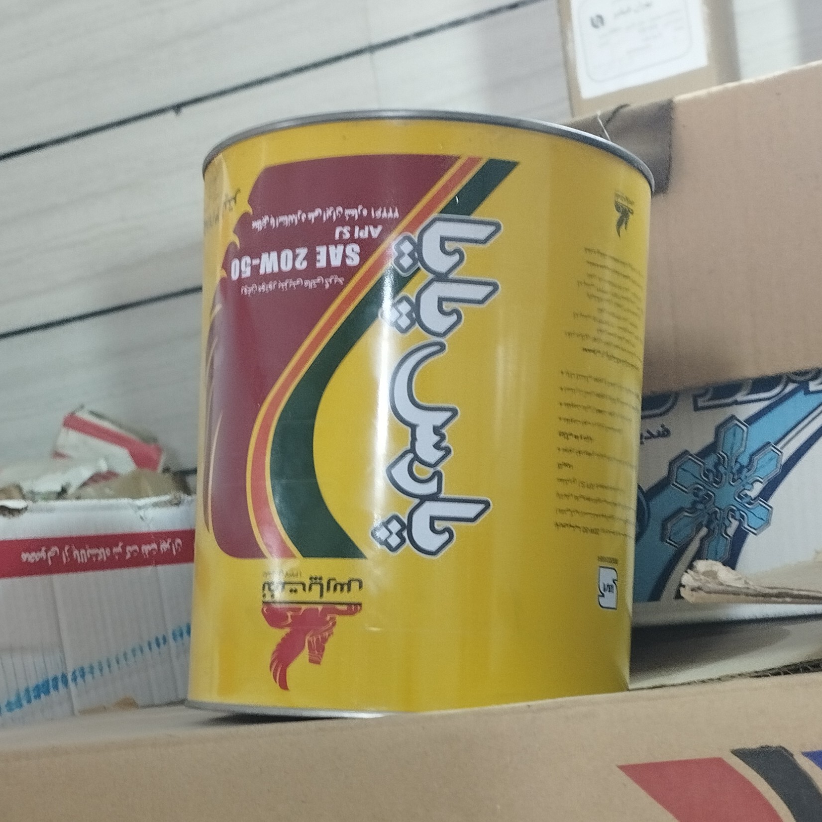 روغن موتور نفت پارس مدل پارس پایا کد 20W-50 حجم 3.785 لیتر

