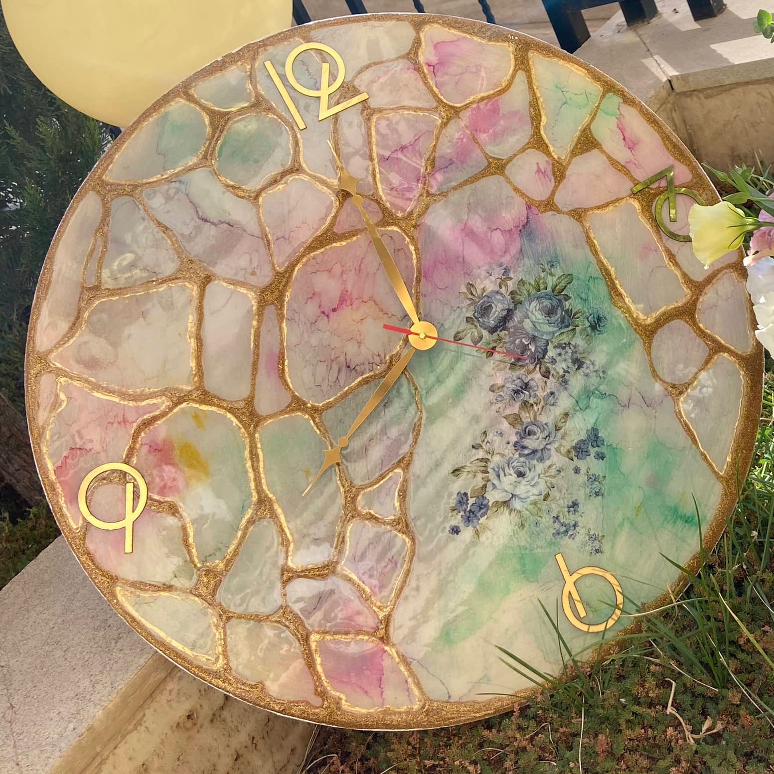 ساعت دیواری