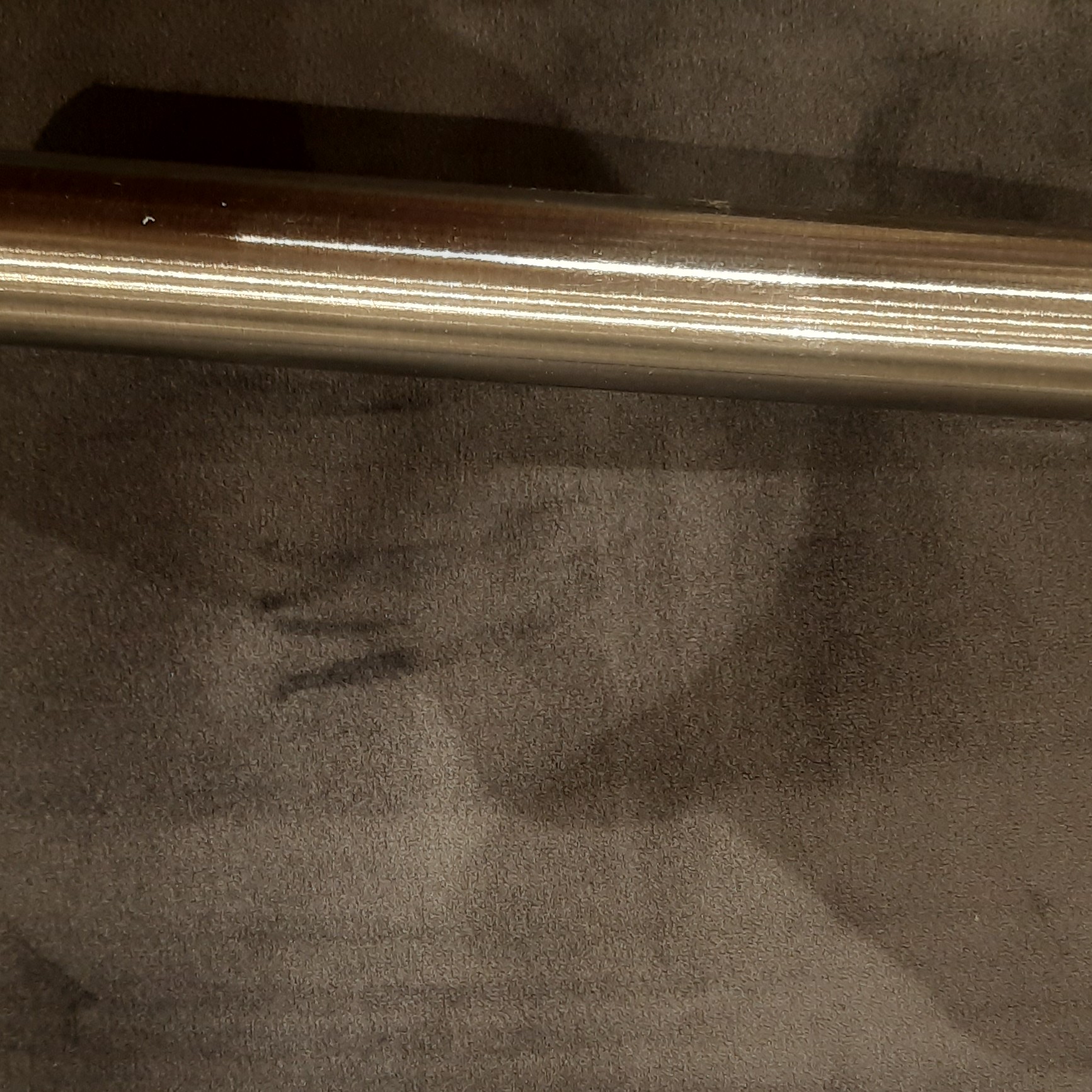 1.7 متر میل پرده ساده و 1.7 متر میل پرده پانچ مشکی