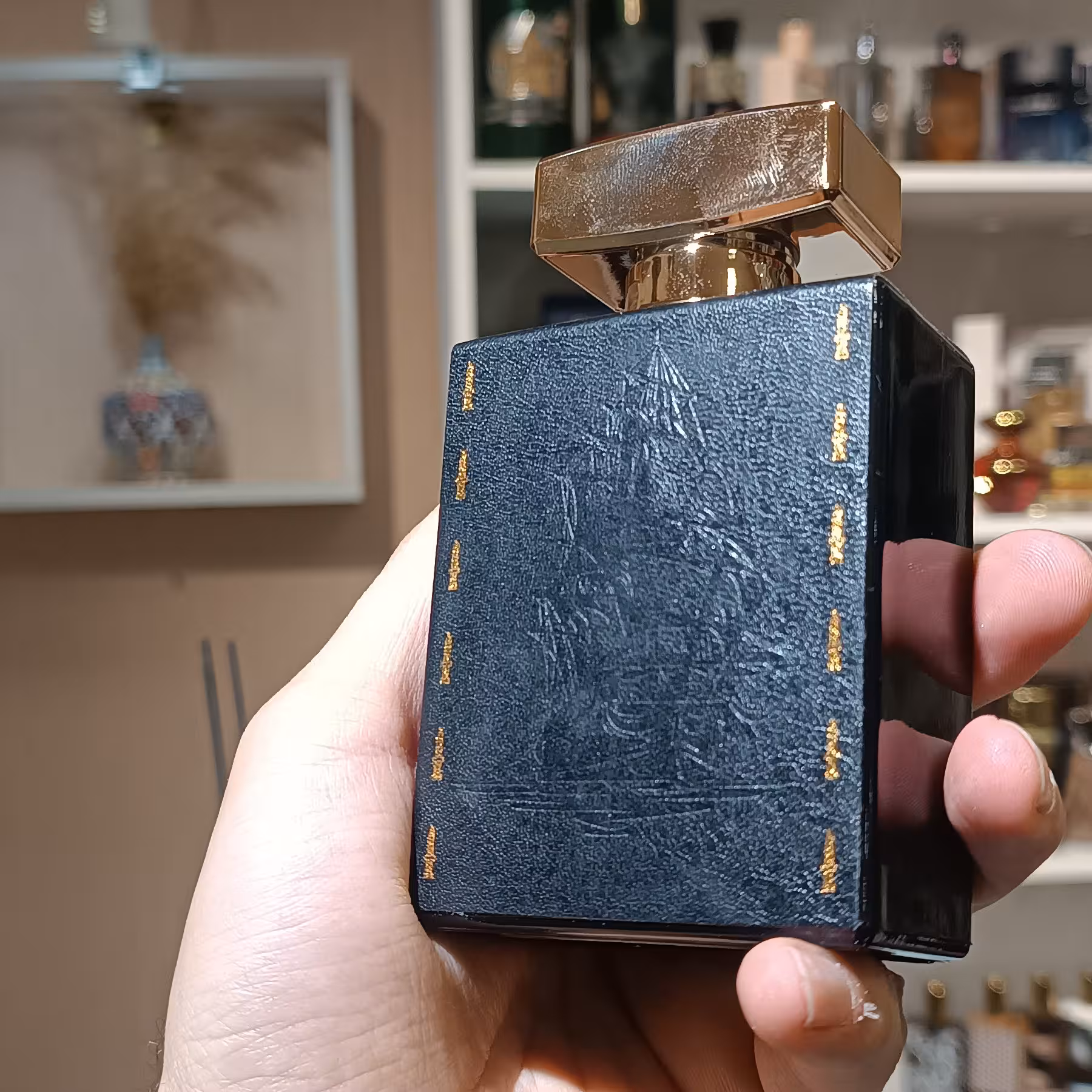 عطر و ادکلن کاپتان بلک اصل فرانسه( Captain Black)