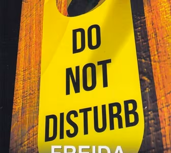Do Not Distrub مزاحم نشوید