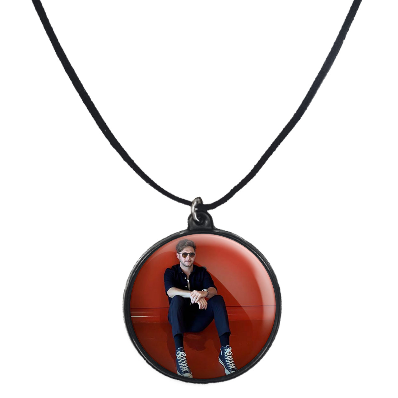 گردنبند پرمانه طرح One Direction کد pmb.13596 مدل دو طرفه