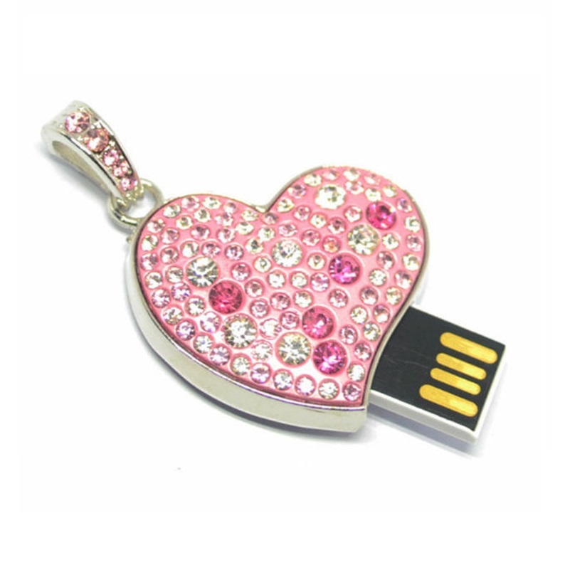 فلش مموری طرح قلب مدل UJ-032 ظرفیت 16 گیگابایت
